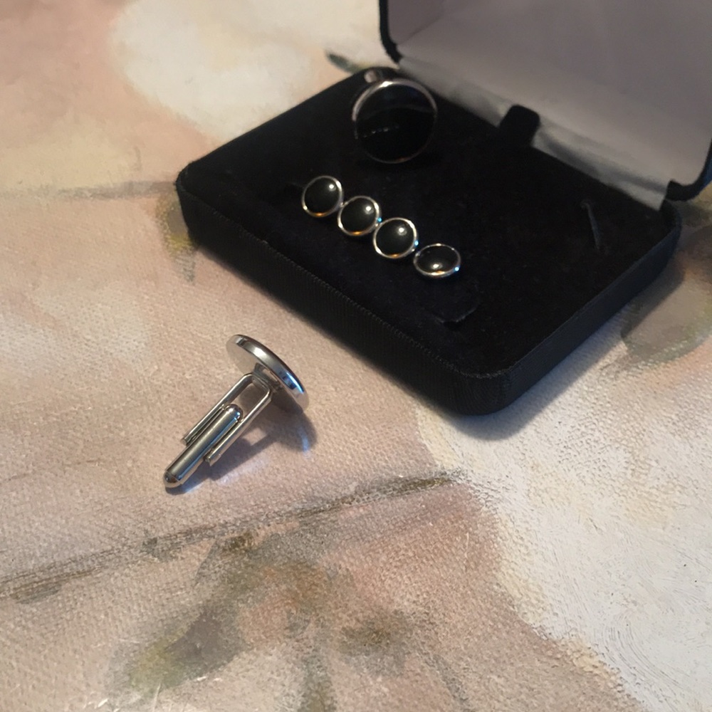 Pronto Uomo Cuff Links And Studs - image 4